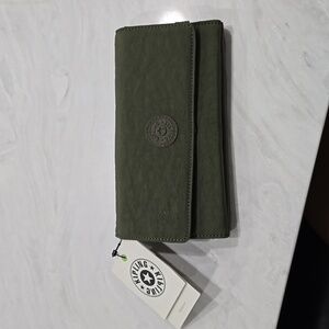 NWT Kipling Wallet